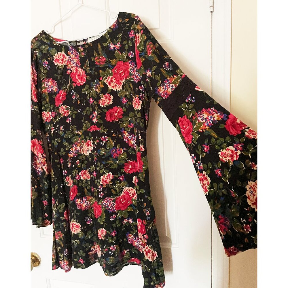 NWOT Floral Viscose Vintage 60s 70s Style Babydoll Long Bell Sleeve Mini Dress